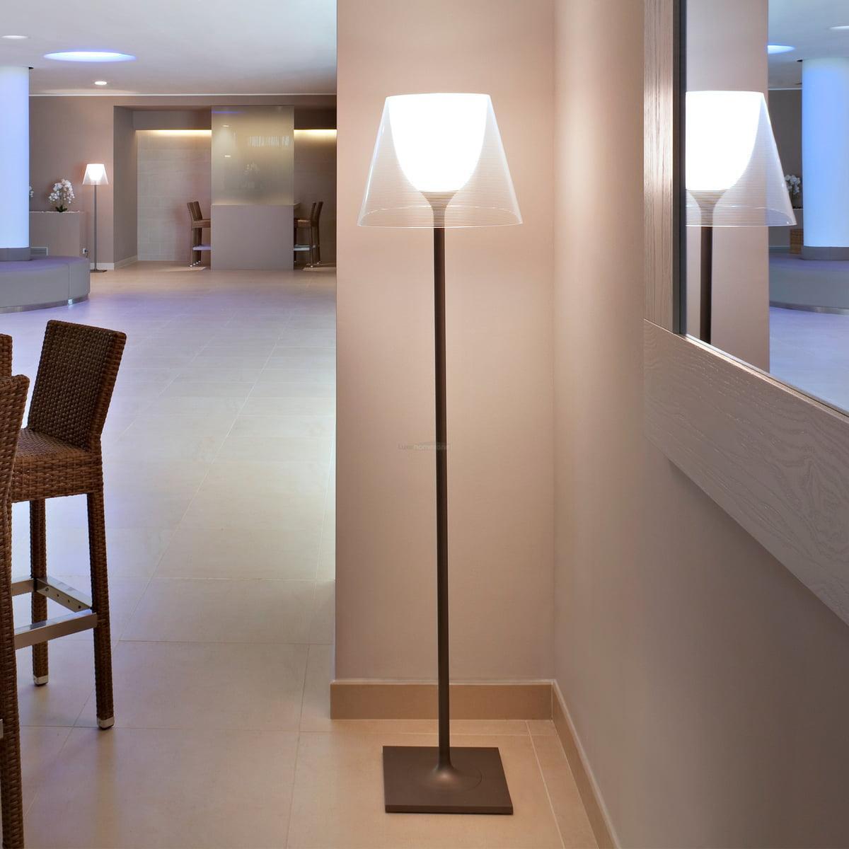 Chrome Prism Floor Lamp ∅ 15.7″ - Art Glass-1-Luxehomezone