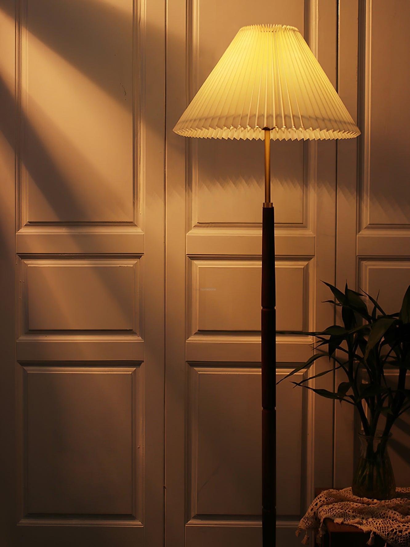 Pleated Floor Lamp ∅ 17.7″ - Luxehomezone