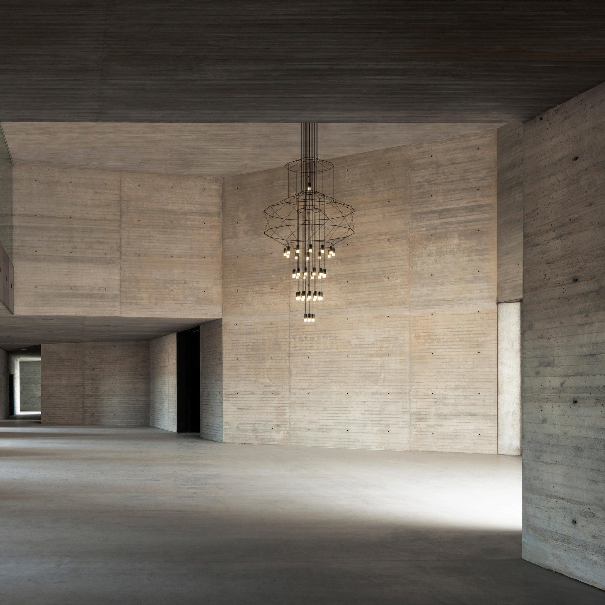 Lines Chandelier with 43/46 heads - Luxehomezone