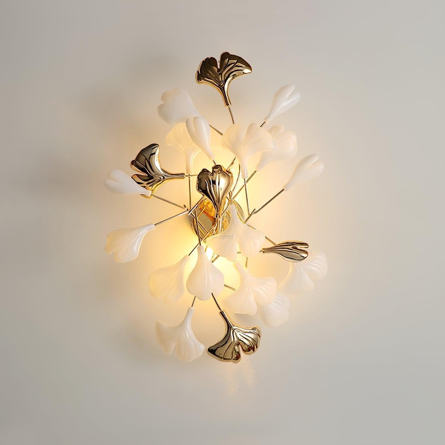 Gingko Wall Lamp with Leaves - Luxehomezone