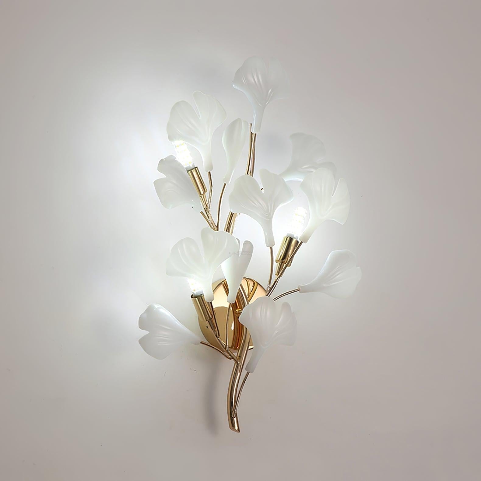 Gingko Wall Lamp with Leaves - Luxehomezone