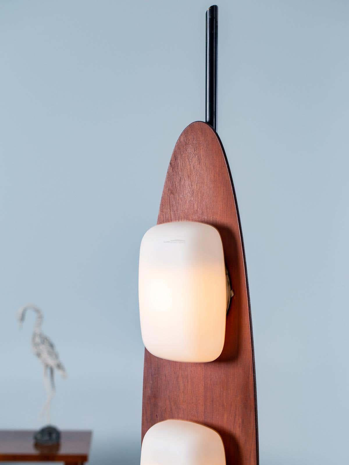 Surfboard Floor Lamp  ∅ 11.8″ - Pillar-1-Luxehomezone