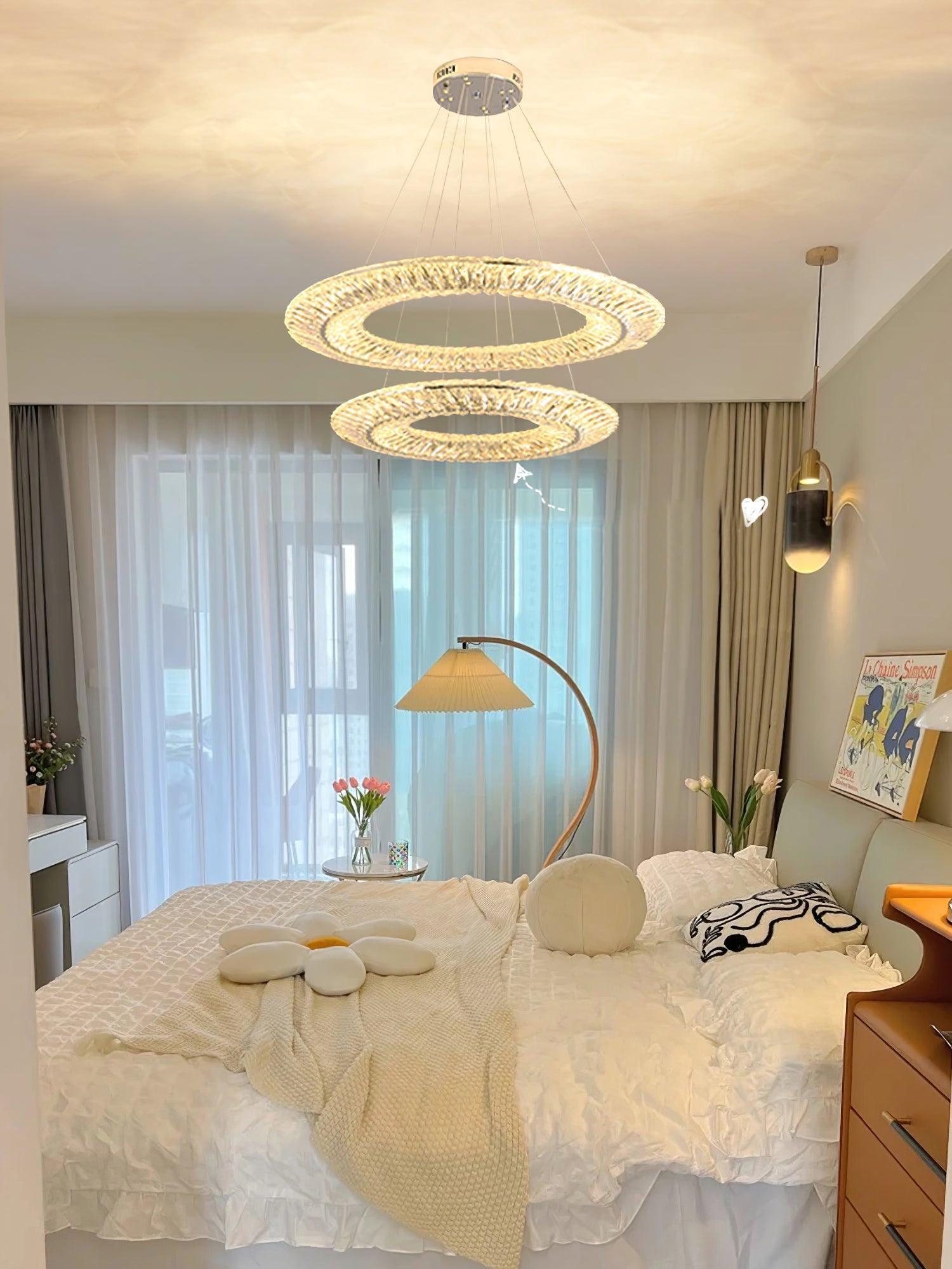 Tanager Geometric Round/Square Chandelier