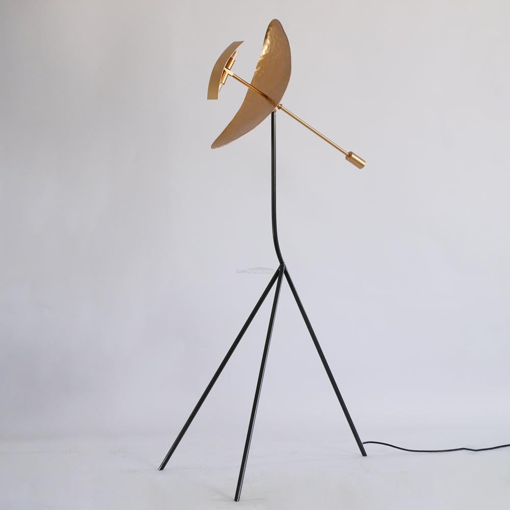 Ribot Floor Lamp W 31.5″ - Flexible-1-Luxehomezone
