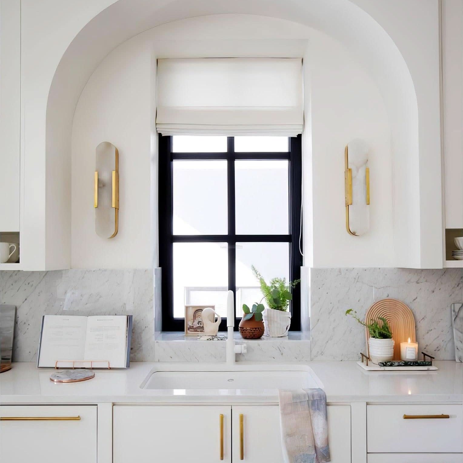 Melange Alabaster Wall Lamp - Luxehomezone