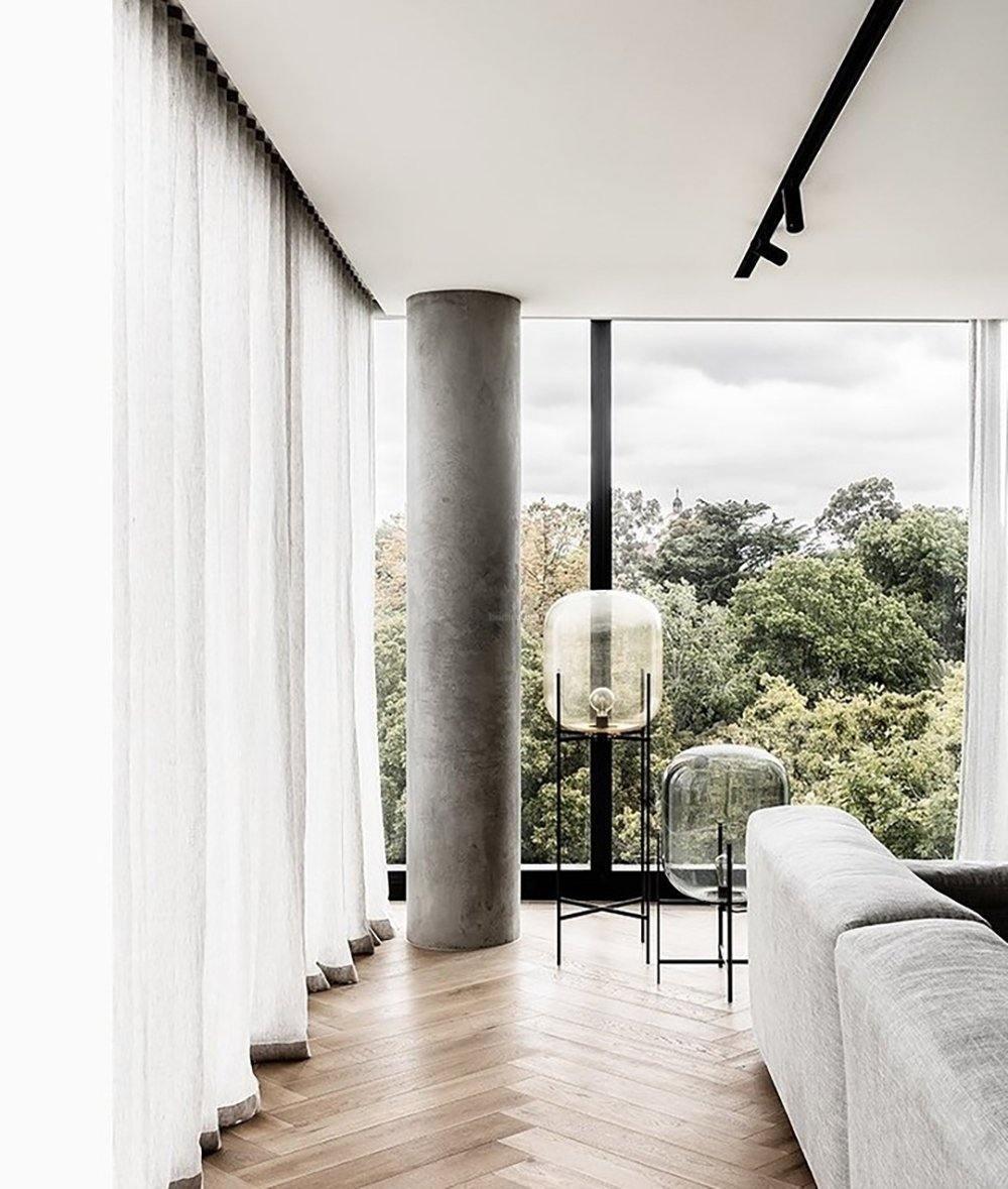 Oda Floor lamp ∅ 18.9″ - Luxehomezone