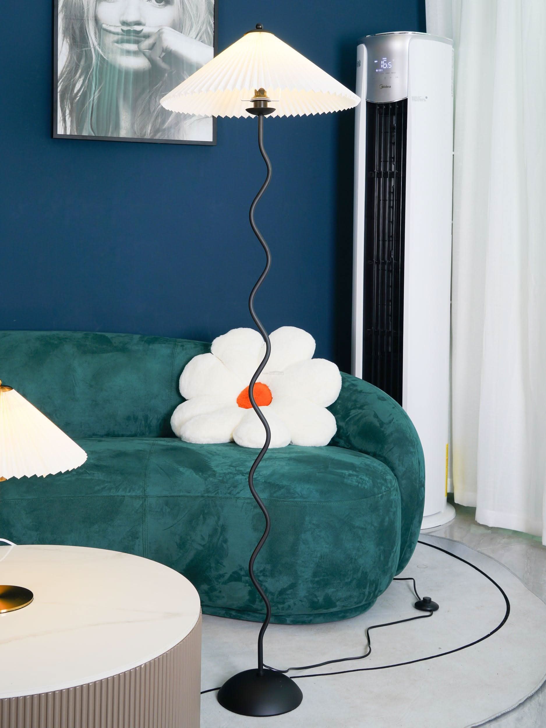Squiggle Floor Lamp ∅ 17″ - Luxehomezone
