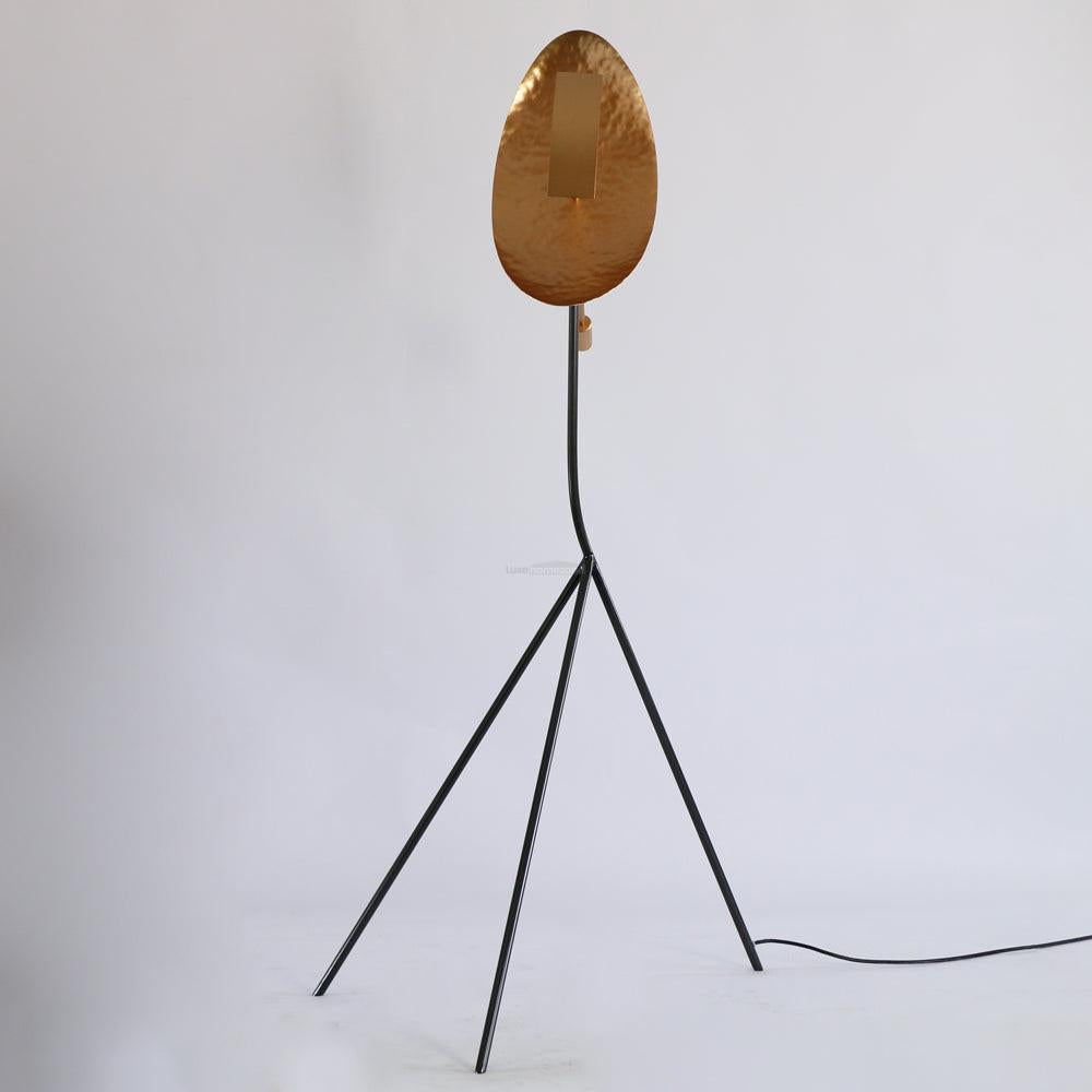 Ribot Floor Lamp W 31.5″ - Flexible-1-Luxehomezone