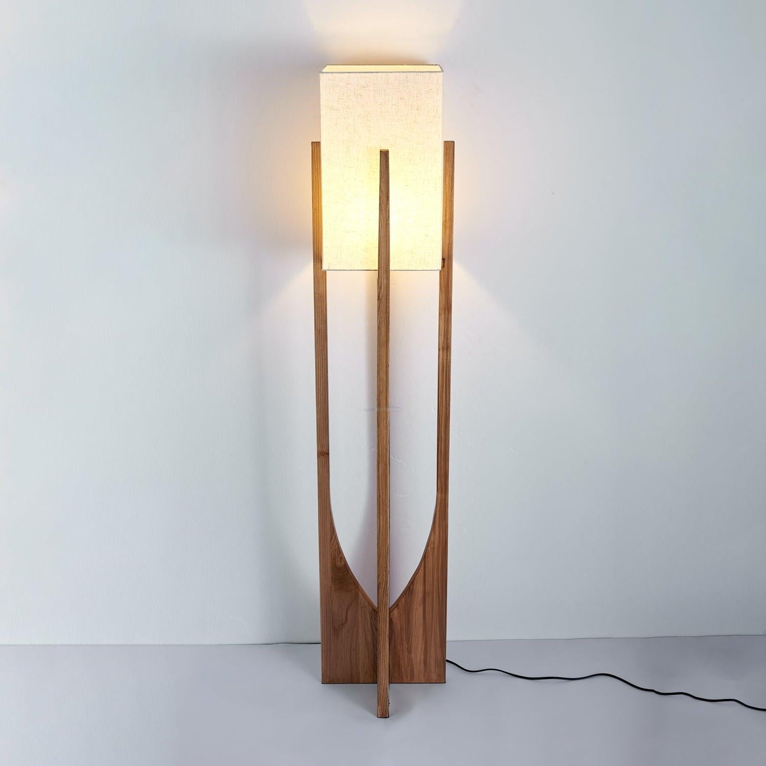 Fairbanks Floor Light - Wood-1-Luxehomezone