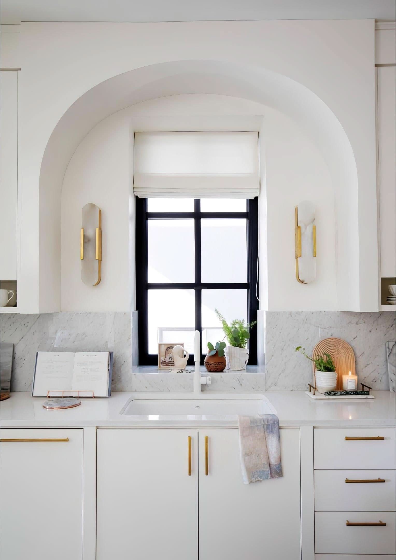 Melange Alabaster Wall Lamp - Luxehomezone