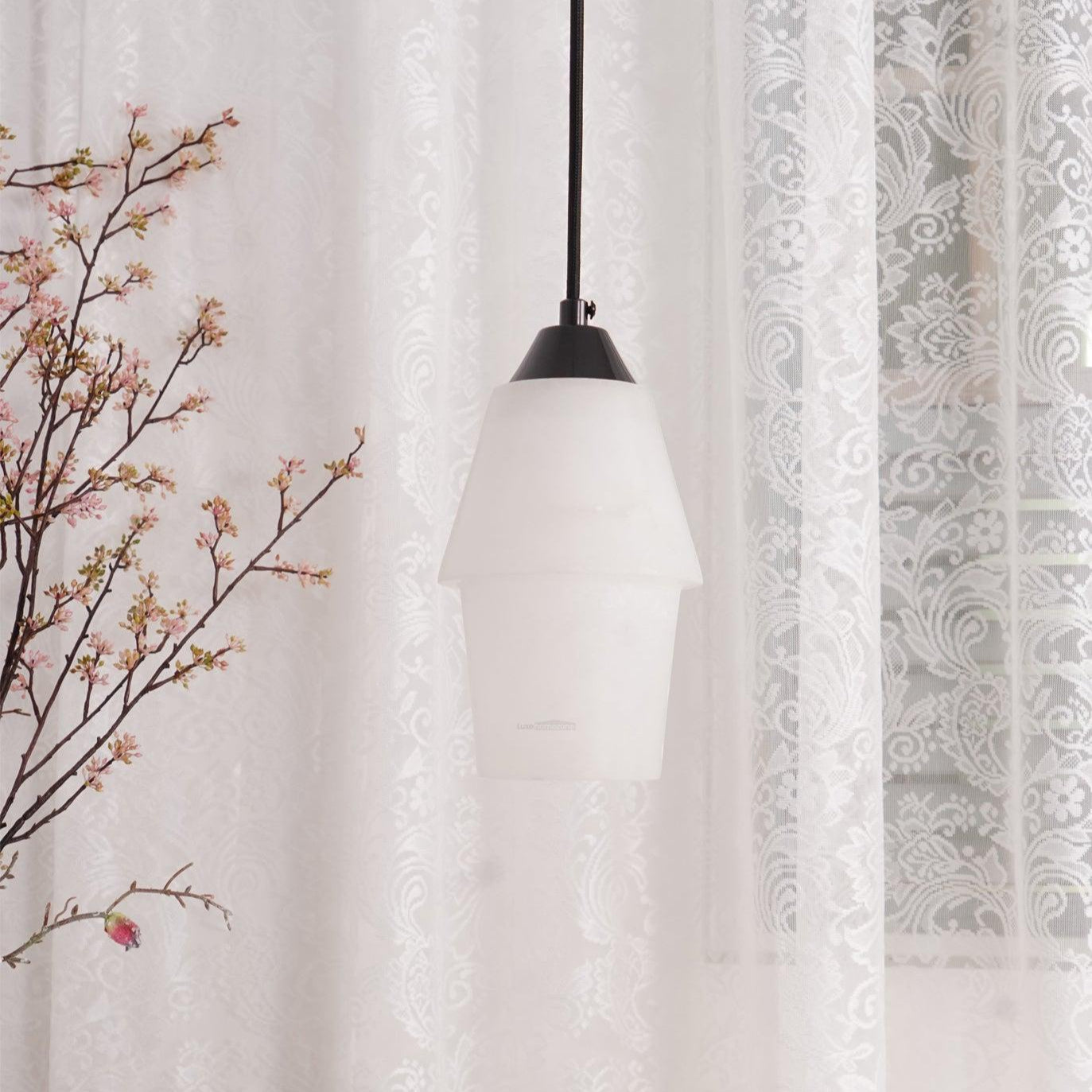 TEN MA DO Alabaster Pendant Light - Alabaster, Alabaster Pendant-1-Luxehomezone
