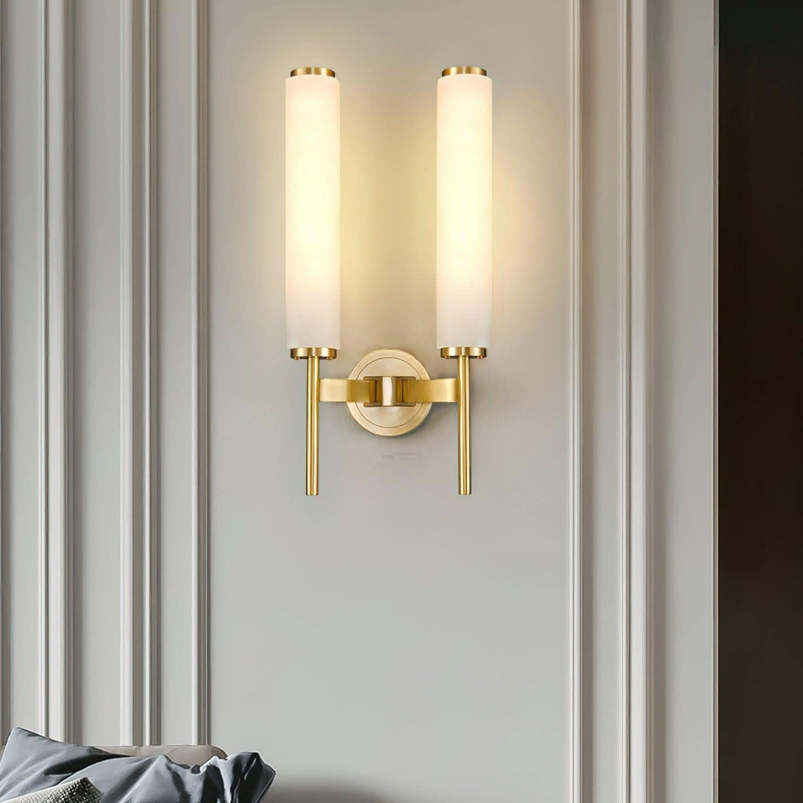 Brindisi Alabaster Wall Sconce - Luxehomezone