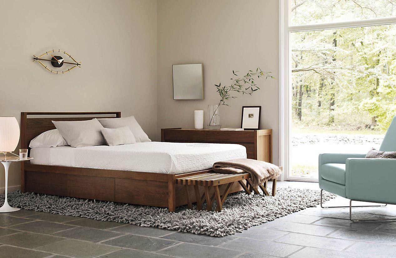 Nelson Table Lamp with Tripod - Luxehomezone