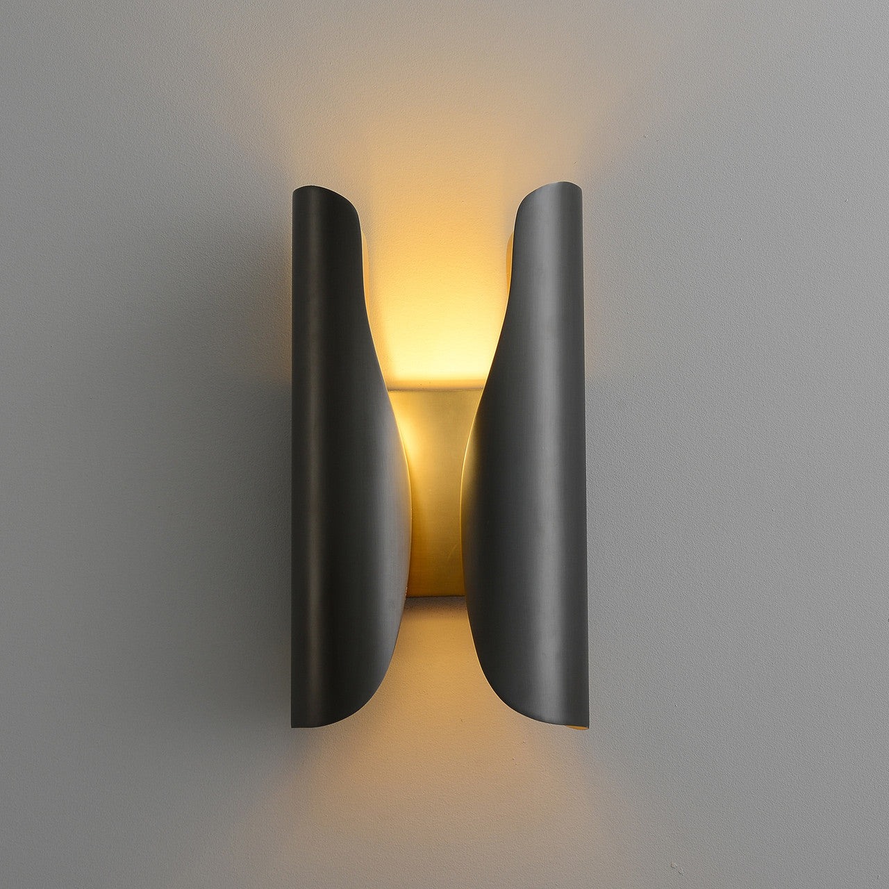 Guardian Wall Sconce Bronze