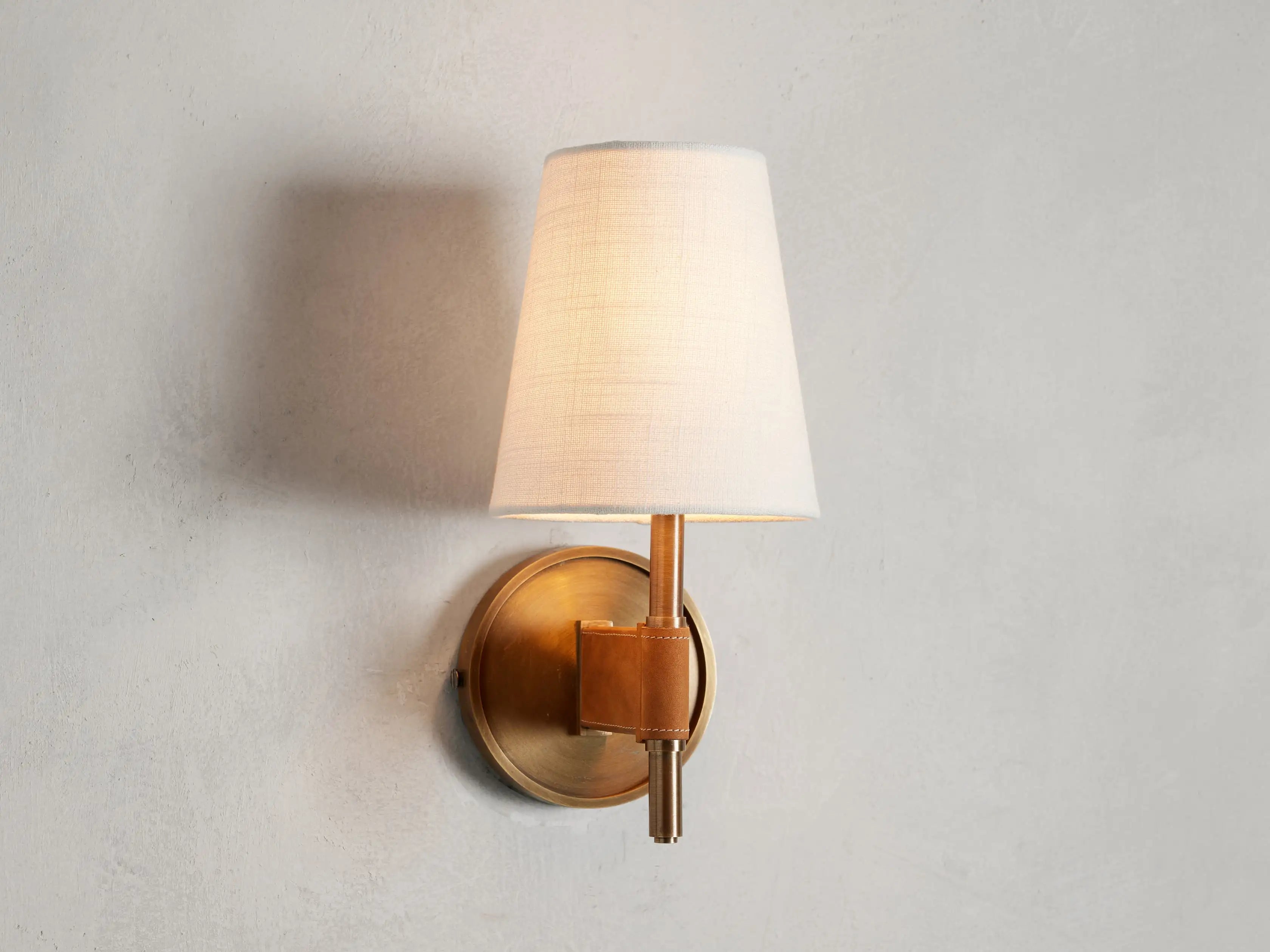 Hastings Sconce