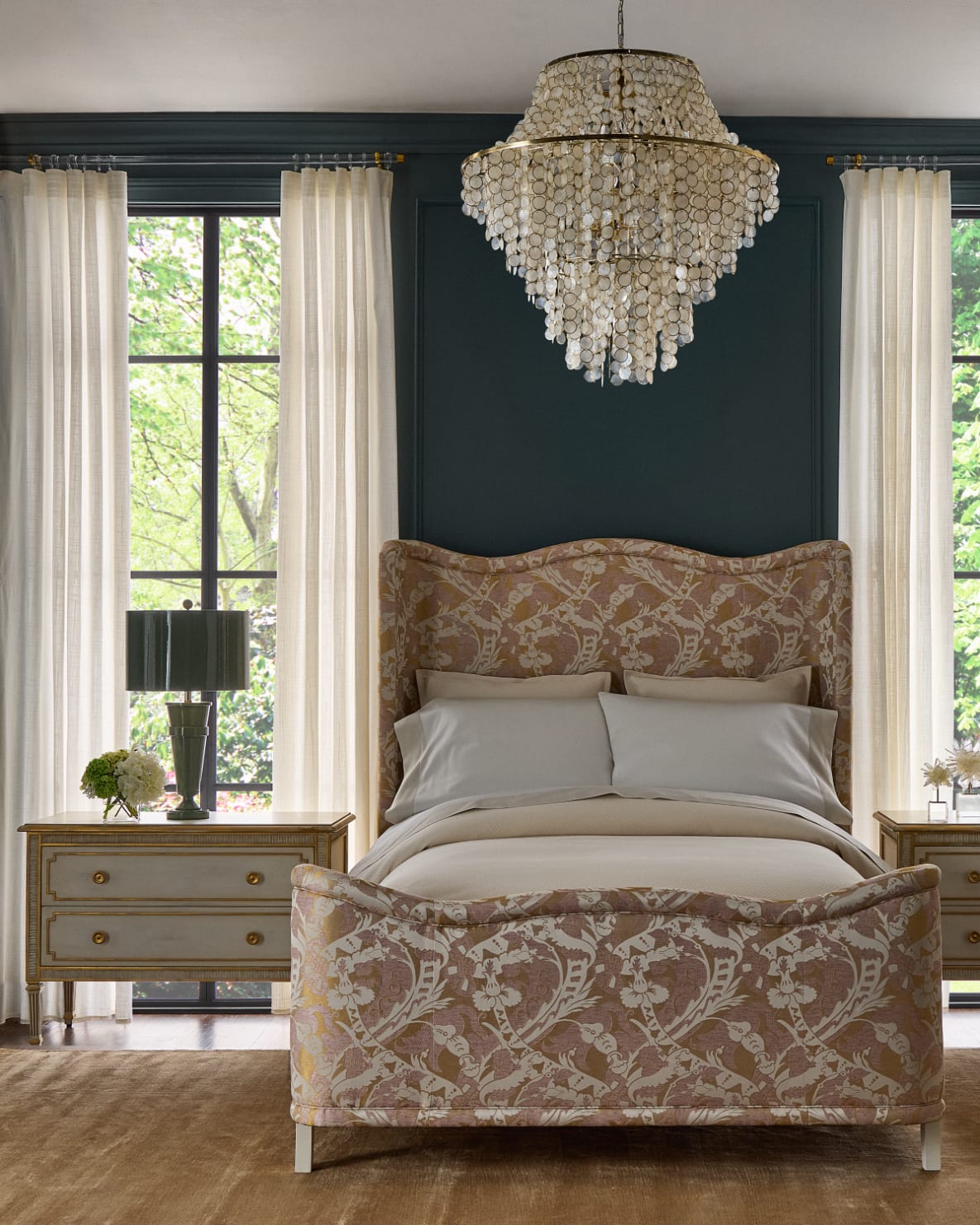 Simone 36" 4-Light Medium Chandelier