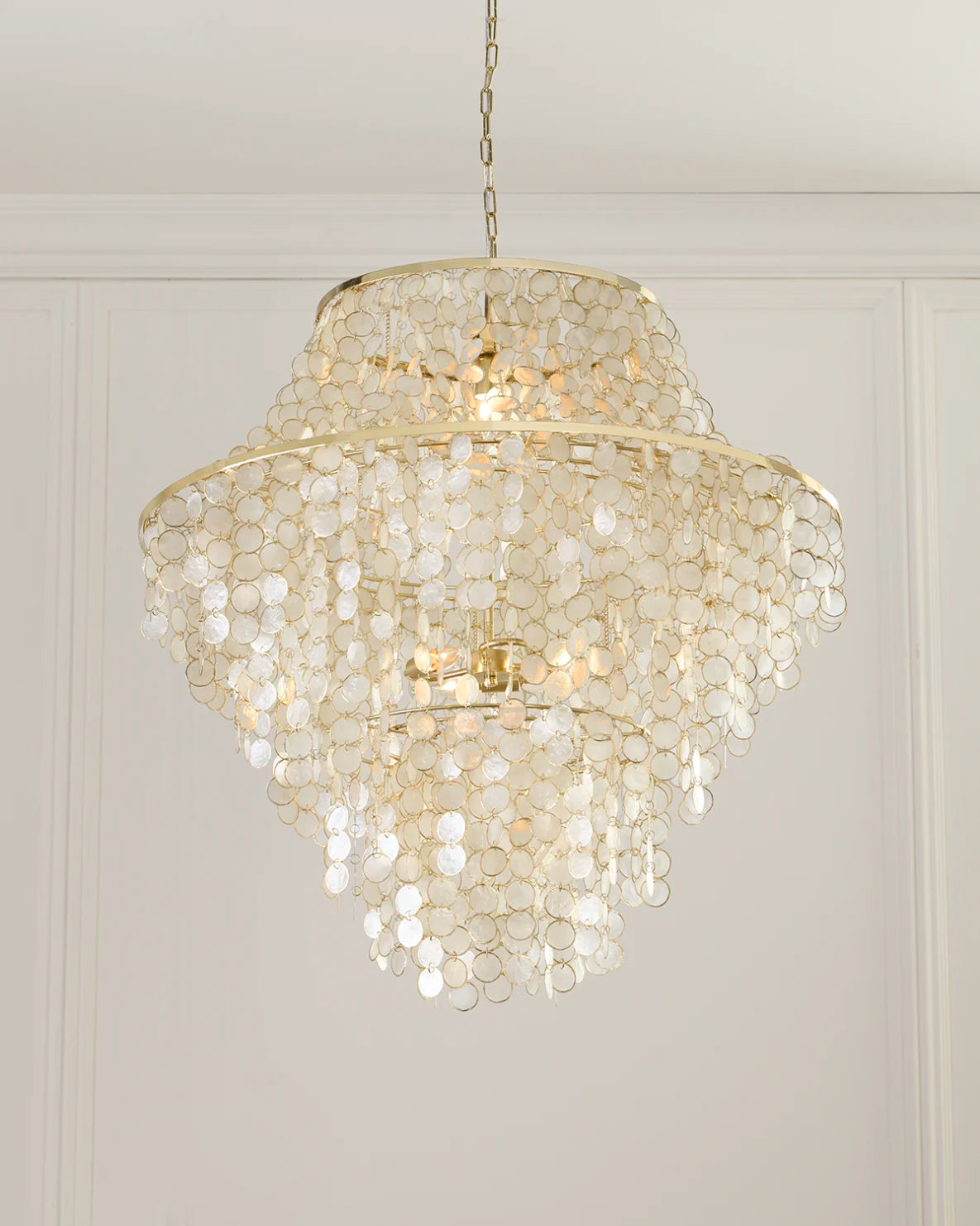 Simone 36" 4-Light Medium Chandelier