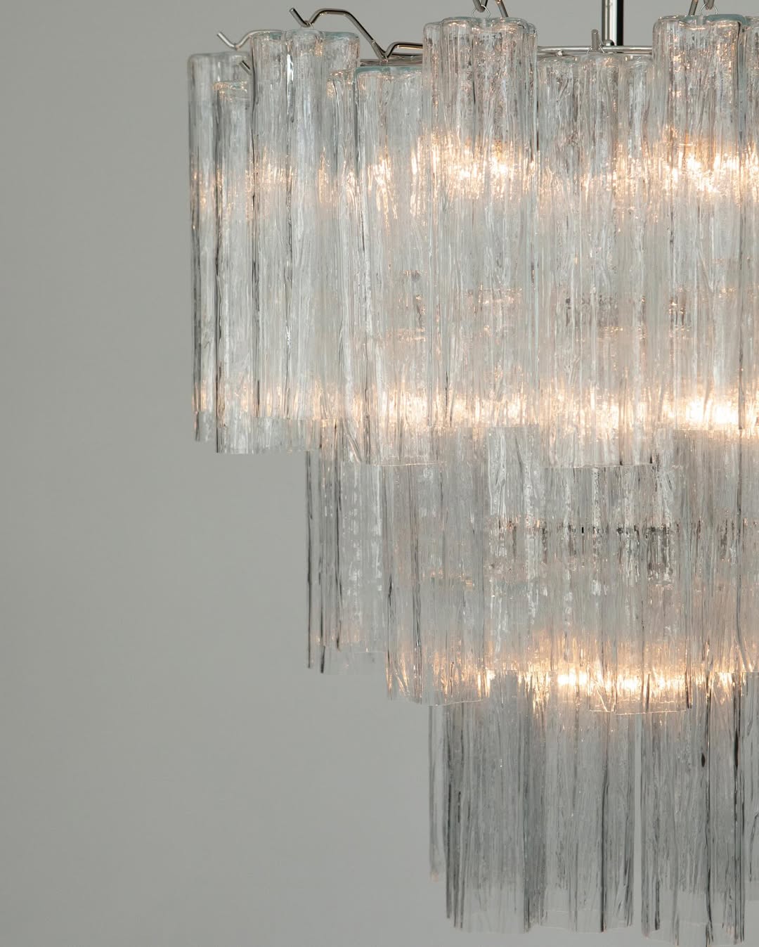 Tronchi Murano Chandelier – 52 tubes – Opal