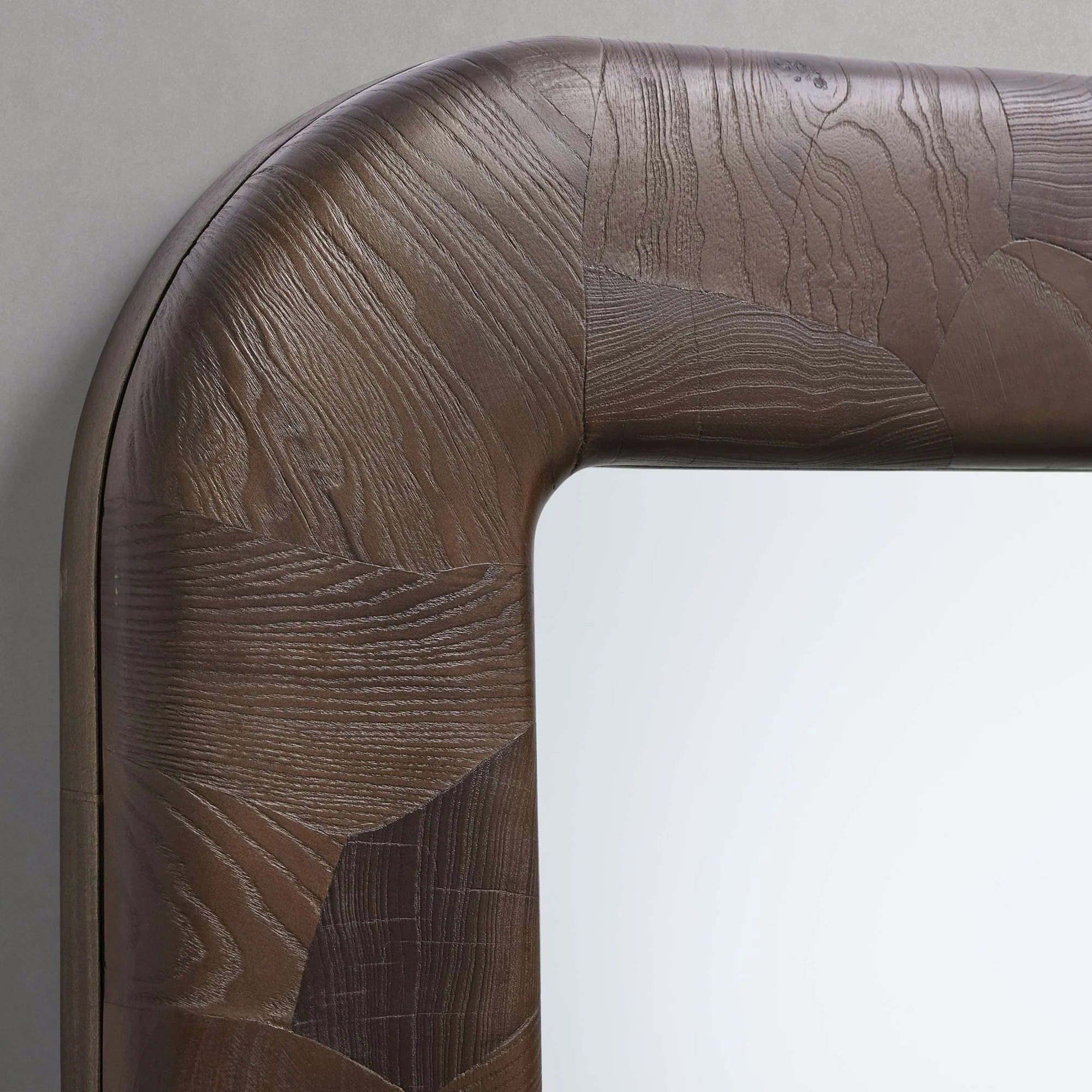 Pola Grand Floor Mirror